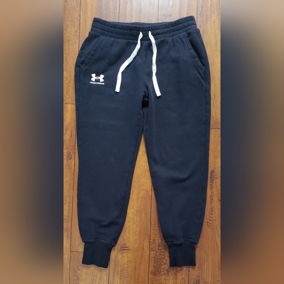 SOLD- Womens Under Armour Joggers - Picture 5 of 7